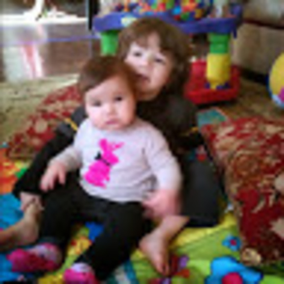 Meet your Posher, Beth - Picture 1 of 1